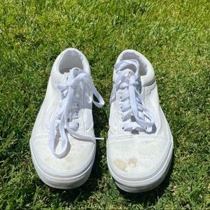 Vans white old skool shoes